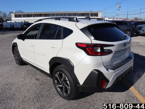 Used 2024 Subaru Crosstrek 2.0i Premium image 6