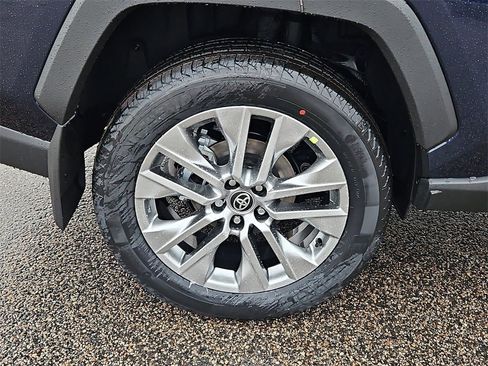 New 2025 Toyota RAV4 Limited image 5