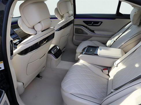 New 2026 Mercedes-Benz S 580 4MATIC Sedan image 14