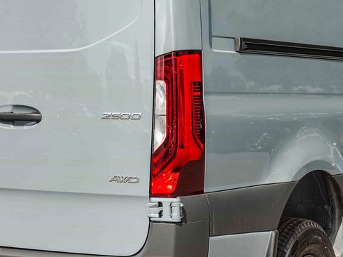 New 2025 Mercedes-Benz Sprinter 2500 image 7