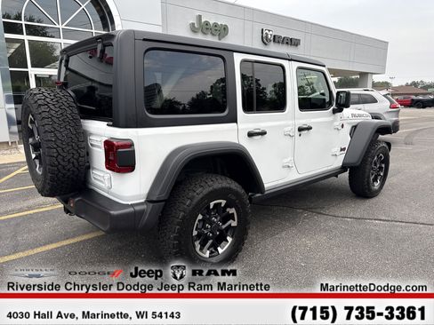 Used 2024 Jeep Wrangler Unlimited Rubicon w/ Technology Group image 10