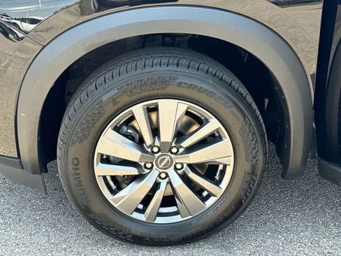 Used 2024 Nissan Pathfinder S AWD/4WD image 23