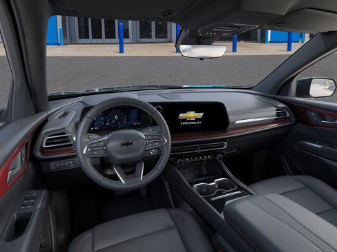 New 2026 Chevrolet Traverse Z71 w/ Driver Confidence Package image 15