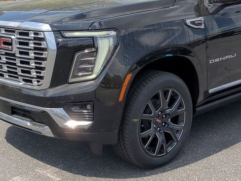 New 2026 GMC Yukon XL Denali w/ Sun & Power Step Package AWD/4WD image 14