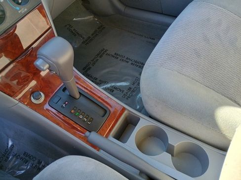 Used 2006 Toyota Corolla CE image 28