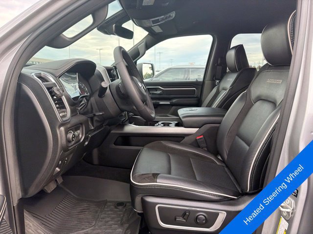 Used 2025 RAM 1500 Laramie w/ Sport Appearance Package AWD/4WD image 18