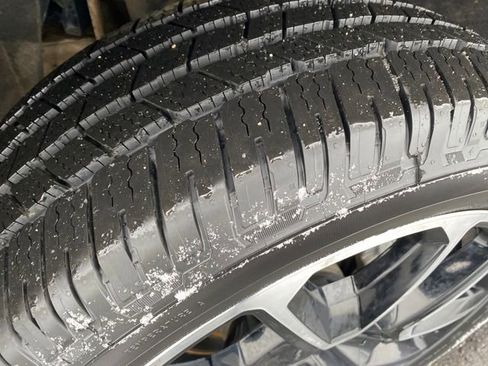 Used 2022 Chevrolet Suburban RST w/ Luxury Package image 26