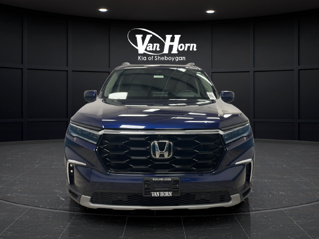 Used 2024 Honda Pilot Elite image 2