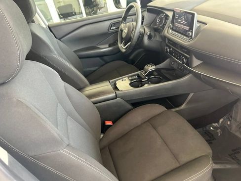 Used 2024 Nissan Rogue S FWD image 22