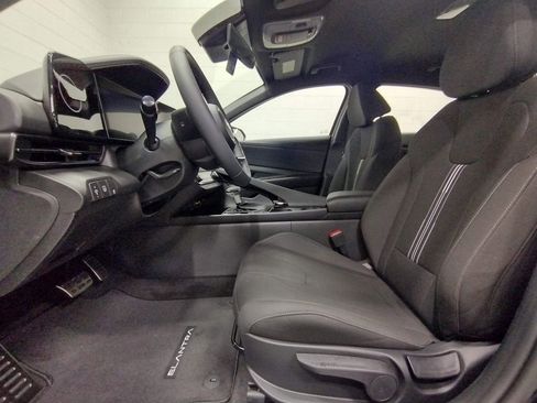 New 2026 Hyundai Elantra Sport image 18