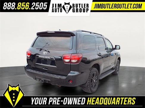 Used 2018 Toyota Sequoia TRD Sport image 2