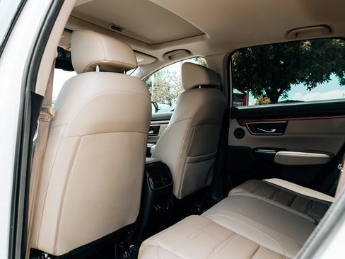Used 2017 Honda CR-V Touring image 42