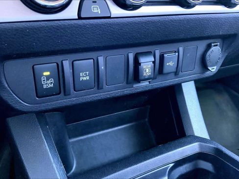 Used 2021 Toyota Tacoma SR5 w/ Technology Package image 34