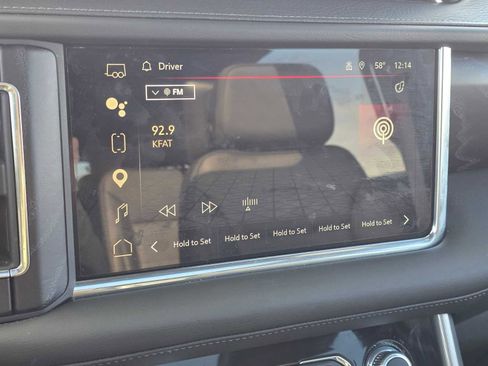 Used 2024 GMC Yukon XL Denali w/ Advanced Technology Package AWD/4WD image 29