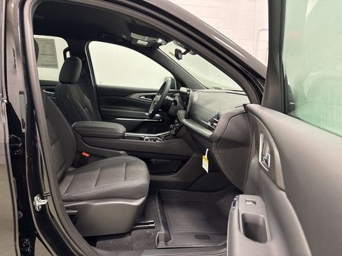 New 2026 Chevrolet Traverse LT w/ Midnight/Sport Edition image 32