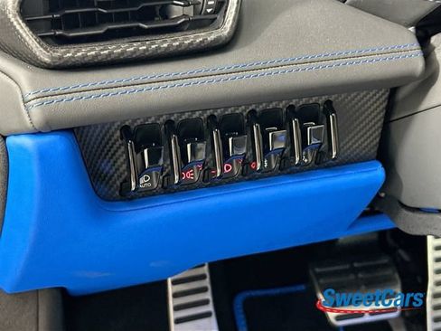 Used 2023 Lamborghini Huracan Tecnica RWD image 16