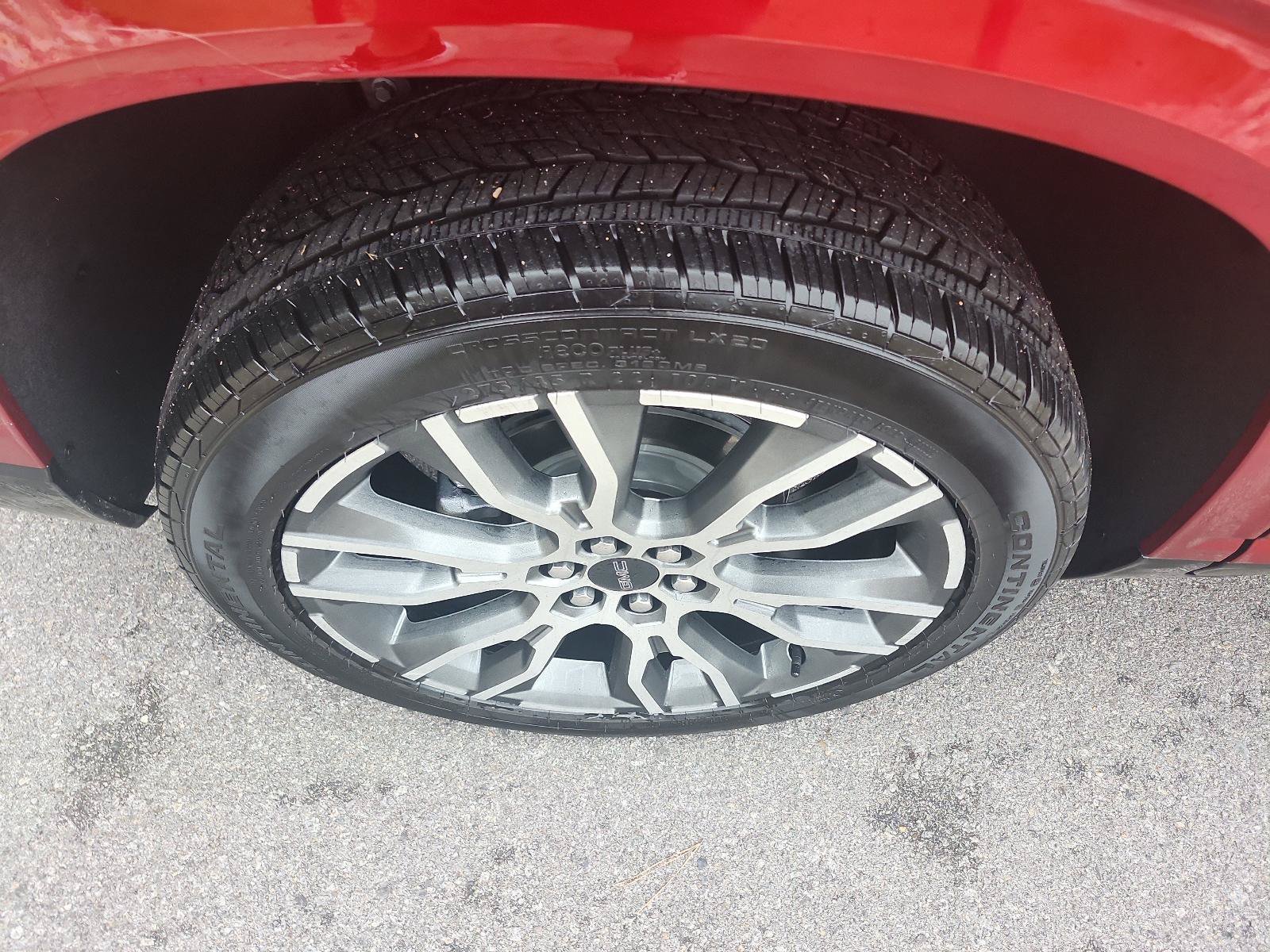 Certified 2026 GMC Acadia Denali Ultimate FWD image 4