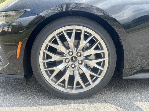 New 2025 Ford Mustang Premium image 28