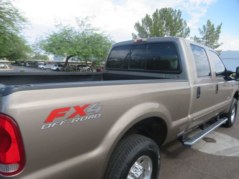 Used 2004 Ford F250 Lariat AWD/4WD image 10