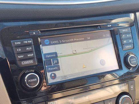 Used 2016 Nissan Rogue SL w/ SL Premium Package image 10