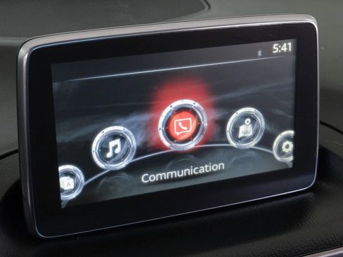 Used 2016 MAZDA MAZDA3 i Grand Touring image 31