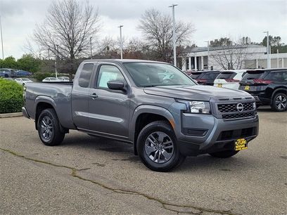 New 2025 Nissan Frontier SV