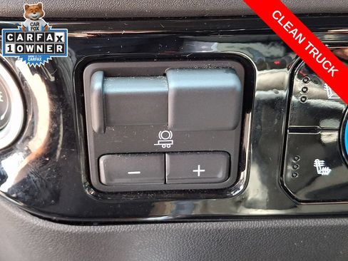 Used 2022 Chevrolet Silverado 1500 RST AWD/4WD image 24