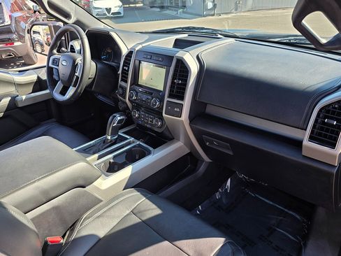 Used 2017 Ford F150 Lariat image 9