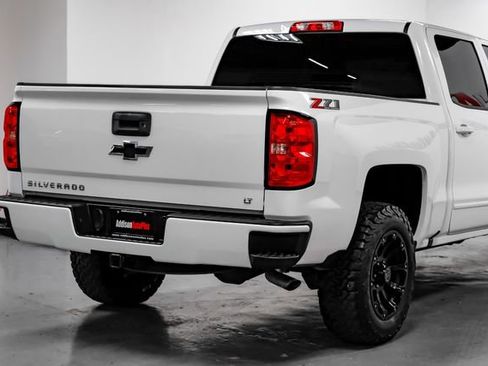 Used 2018 Chevrolet Silverado 1500 LT w/ All Star Edition image 12
