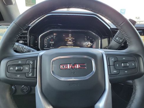 Used 2024 GMC Sierra 1500 Elevation w/ LPO, Elevation Black Package image 15