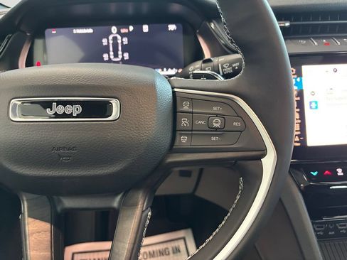 New 2026 Jeep Grand Cherokee L Limited w/ Luxury Tech Group II AWD/4WD image 20