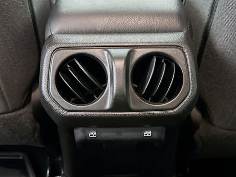 Used 2025 Jeep Wrangler Unlimited Sport S 4xe AWD/4WD image 27