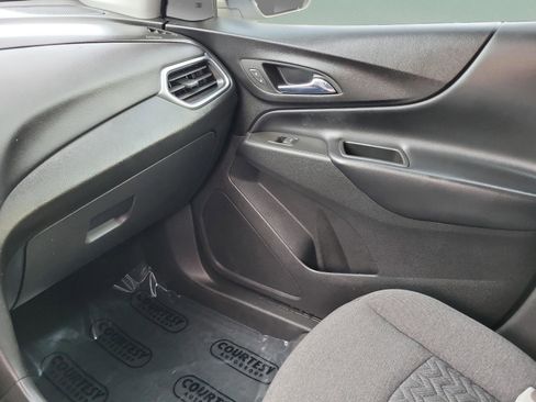 Used 2022 Chevrolet Equinox LT FWD image 13