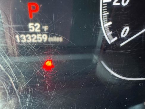 Used 2018 Honda Accord Sport image 18