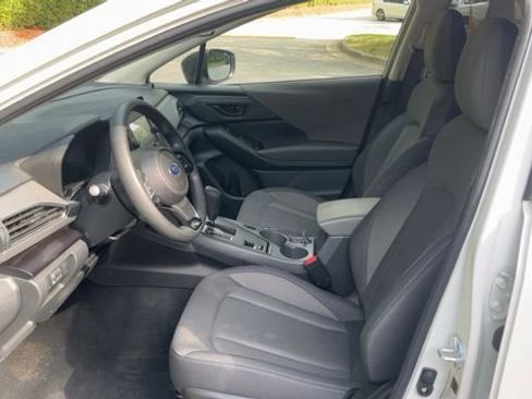 Used 2025 Subaru Crosstrek 2.0i AWD/4WD image 5