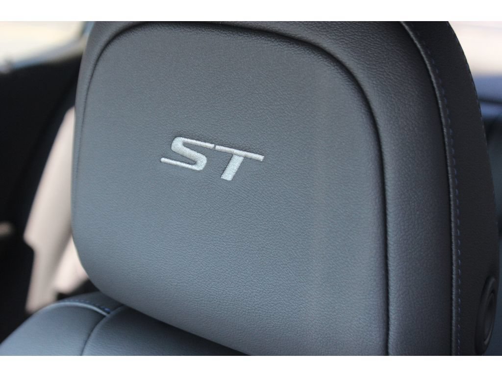 New 2026 Buick Envista Sport Touring w/ Convenience I Package FWD image 4
