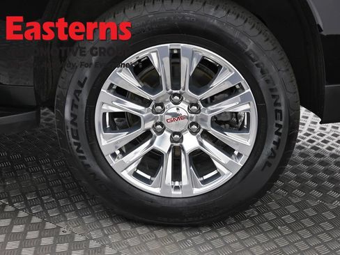 Used 2025 GMC Yukon XL Denali AWD/4WD image 37