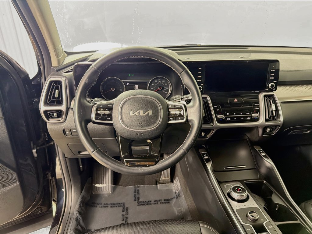 Certified 2023 Kia Sorento EX AWD/4WD image 22