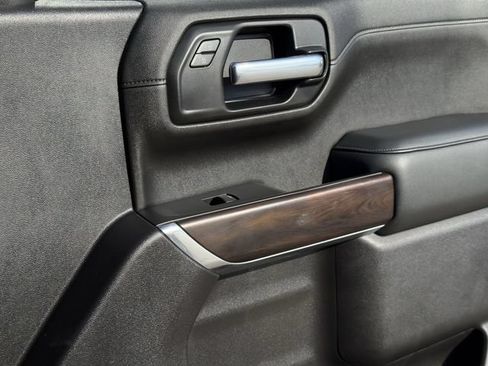 Used 2020 GMC Sierra 1500 SLT AWD/4WD image 33