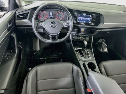 Used 2021 Volkswagen Jetta SE w/ SE Cold Weather Package FWD image 22