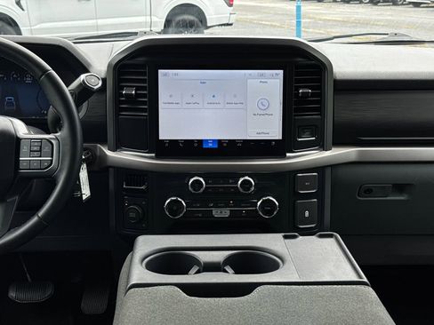 Used 2025 Ford F150 XLT w/ Equipment Group 301A Standard AWD/4WD image 17