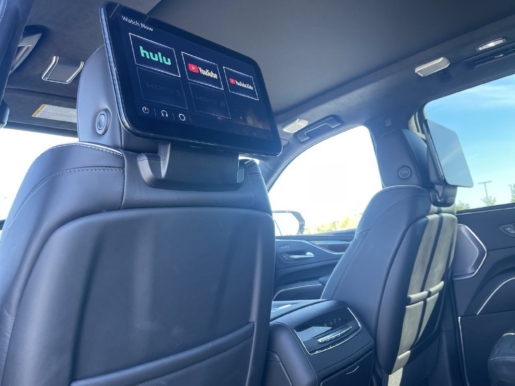 Used 2024 Cadillac Escalade Premium Luxury Platinum w/ LPO, Floor Liner Package AWD/4WD image 29