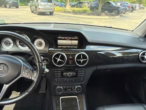 Used 2015 Mercedes-Benz GLK 350 4MATIC image 10