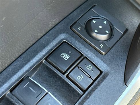 Used 2023 Toyota RAV4 XLE image 19