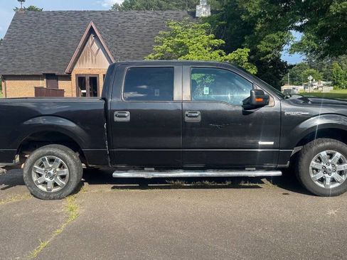 Used 2014 Ford F150 XLT w/ Equipment Group 302A Luxury RWD image 9