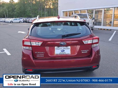 Used 2017 Subaru Impreza 2.0i Premium AWD/4WD image 9