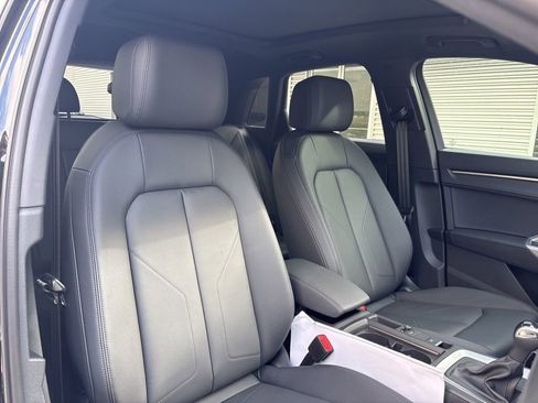 New 2025 Audi Q3 2.0T Premium image 16
