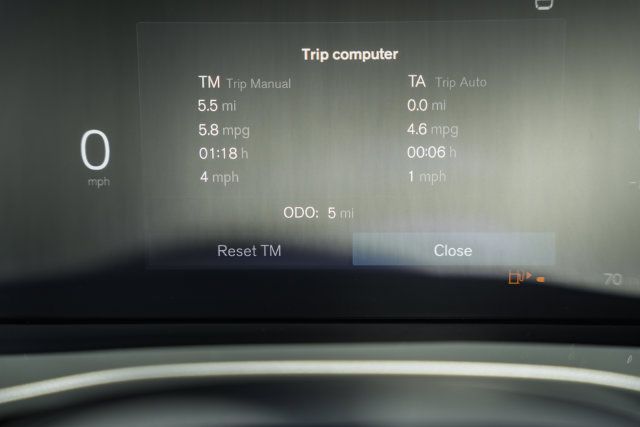 New 2026 Volvo XC40 B5 Plus w/ Climate Package AWD/4WD image 45
