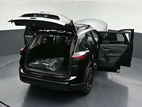New 2026 Nissan Rogue SV w/ Rock Creek Premium Package AWD/4WD image 33
