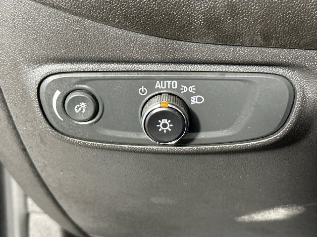 Used 2024 Chevrolet Equinox RS w/ RS Leather Package AWD/4WD image 25